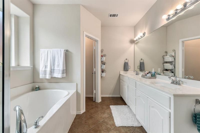 5767 Skinner Way, Grand Prairie TX 75052 - Photo 19