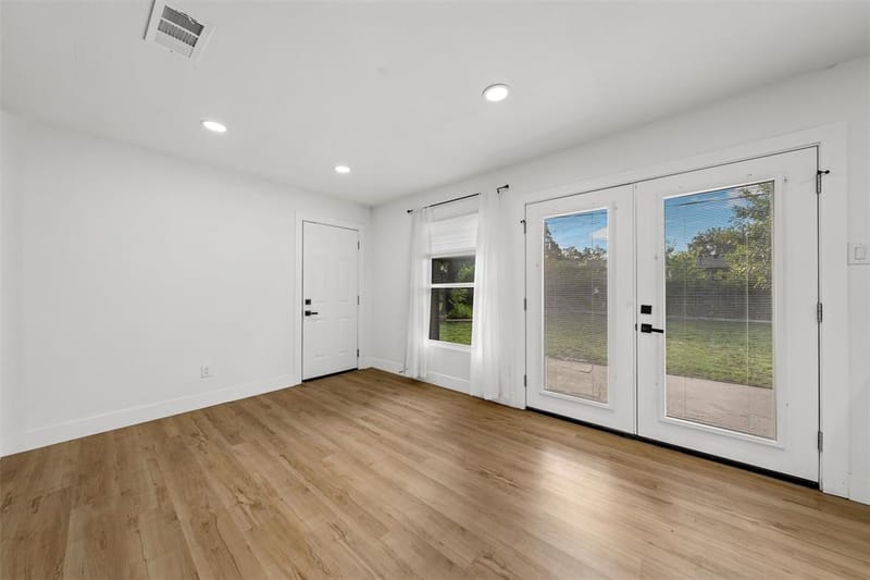 6212 Bishop Drive, Waco TX 76710 - Photo 6