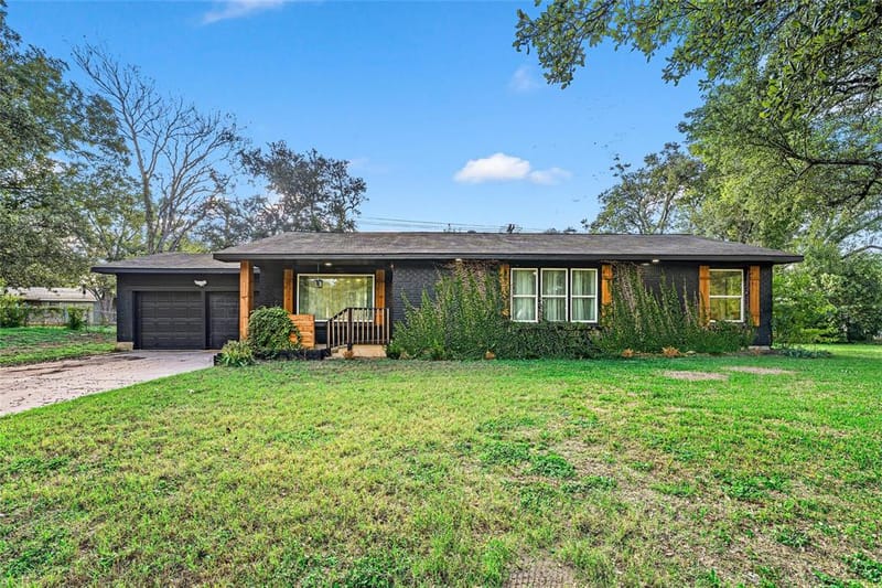 6212 Bishop Drive, Waco TX 76710