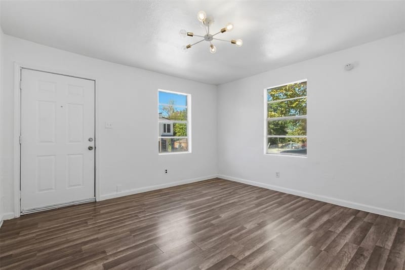336 Bonnie View Road, Dallas TX 75203 - Photo 4