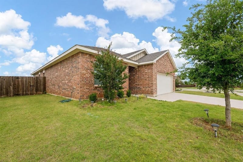 8 Glen Crossings Road, Edgecliff Village TX 76134 - Photo 25