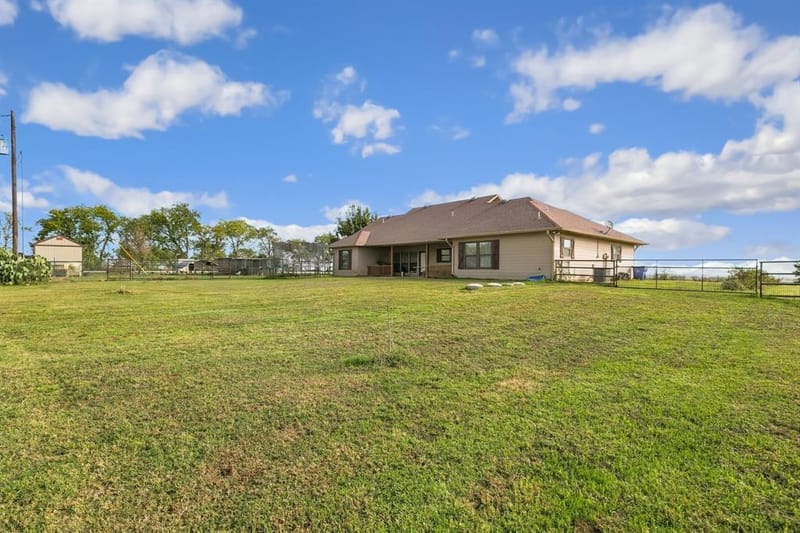 525 County Road 237, Gainesville TX 76240 - Photo 26