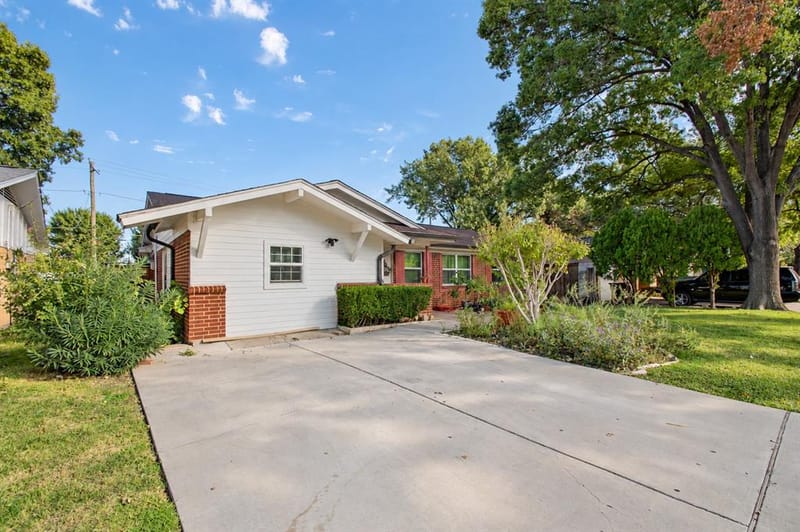 1910 R Avenue, Plano TX 75074