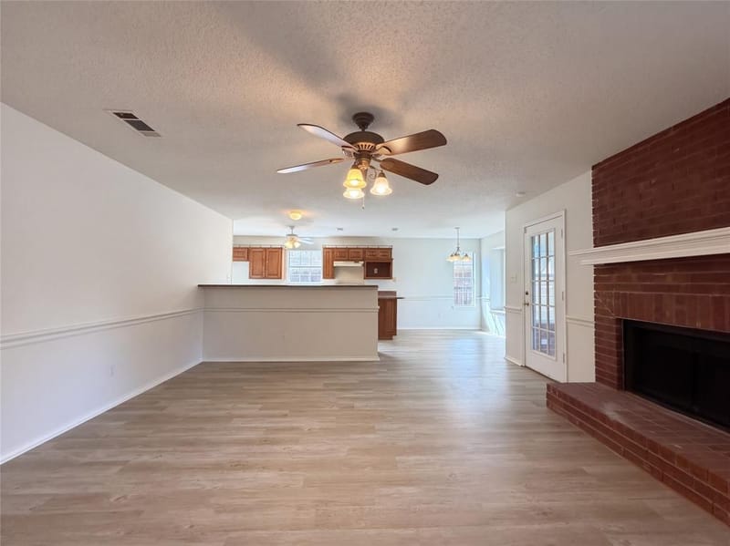 1423 New Haven Drive, Mansfield TX 76063 - Photo 7