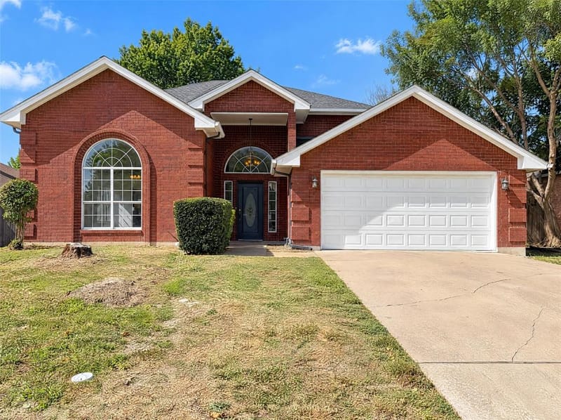 1423 New Haven Drive, Mansfield TX 76063