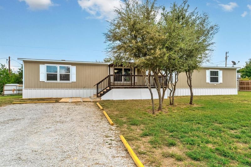 4815 Cimmaron Trail, Weatherford TX 76087
