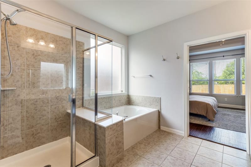 8025 Ponwar Drive, Fort Worth TX 76131 - Photo 15