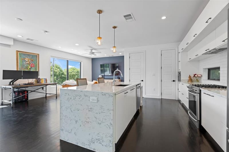 4587 Virginia Avenue, Dallas TX 75204 - Photo 14