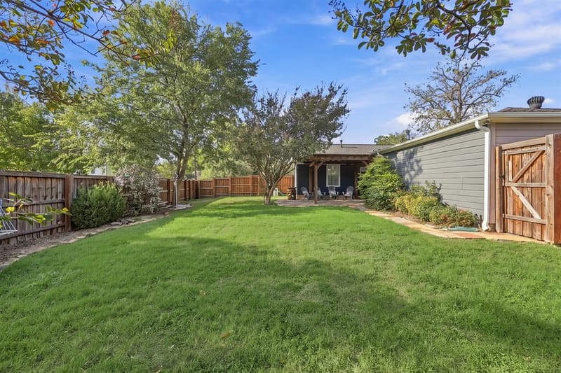 346 Classen Drive, Dallas TX 75218 - Photo 32