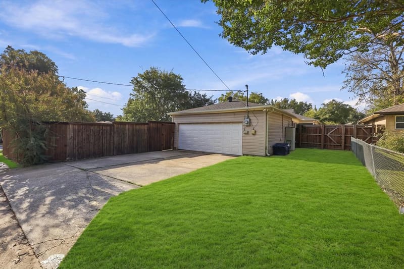 346 Classen Drive, Dallas TX 75218 - Photo 35