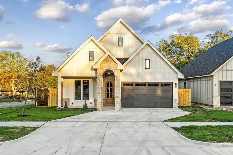 3516 N Houston Street, Fort Worth TX 76106