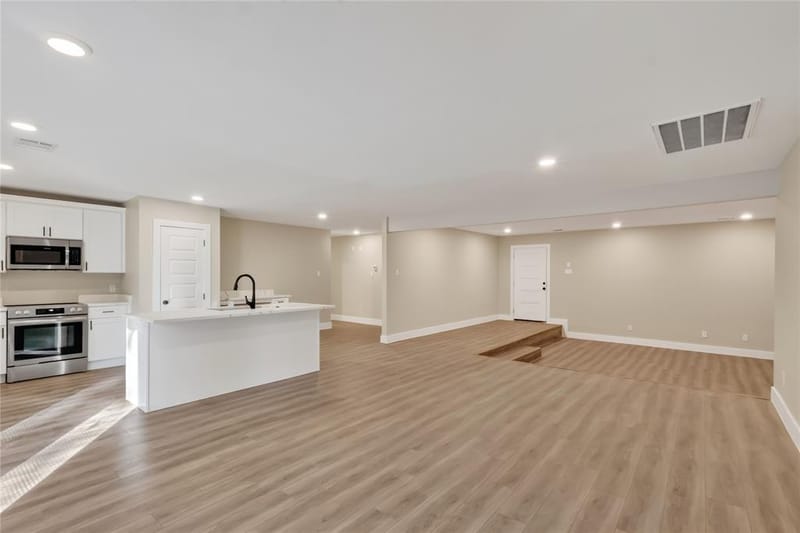 209 W 9th Street, Kemp TX 75143 - Photo 13