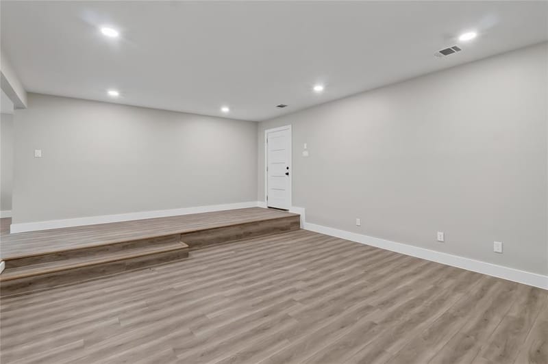 209 W 9th Street, Kemp TX 75143 - Photo 5