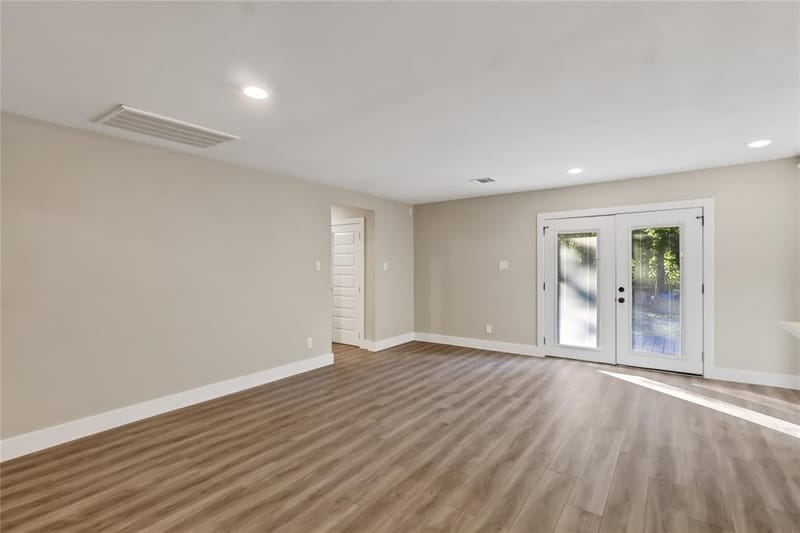 209 W 9th Street, Kemp TX 75143 - Photo 11