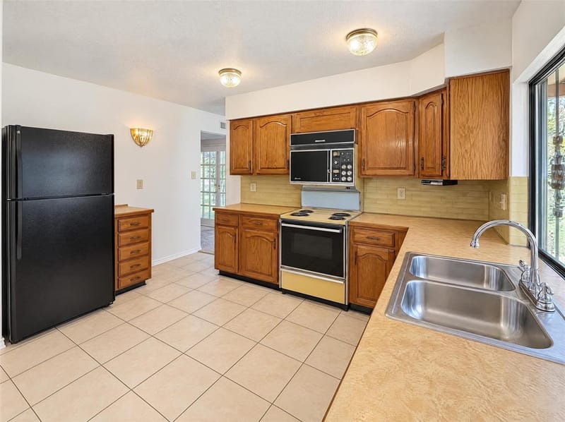 1226 Sequoia Drive, DeSoto TX 75115 - Photo 6