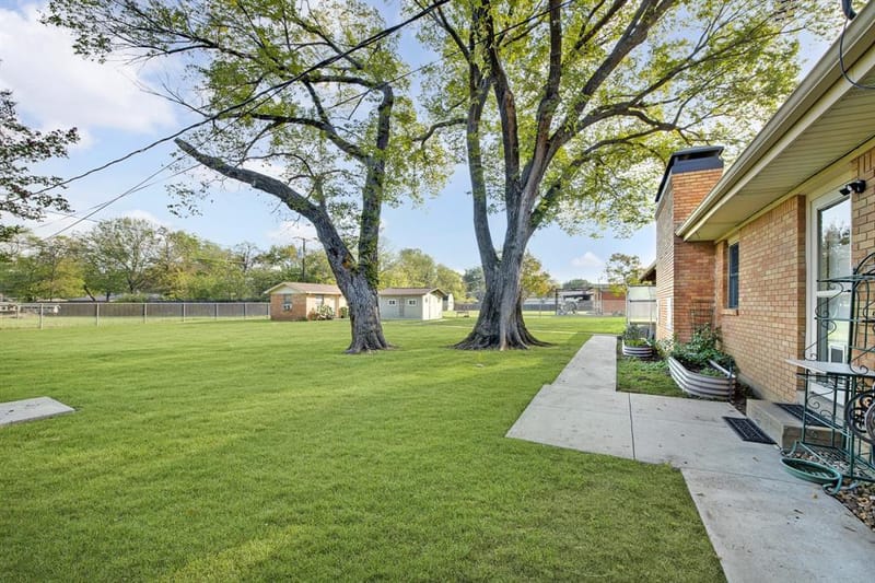 7305 Coronet Avenue, North Richland Hills TX 76180 - Photo 30