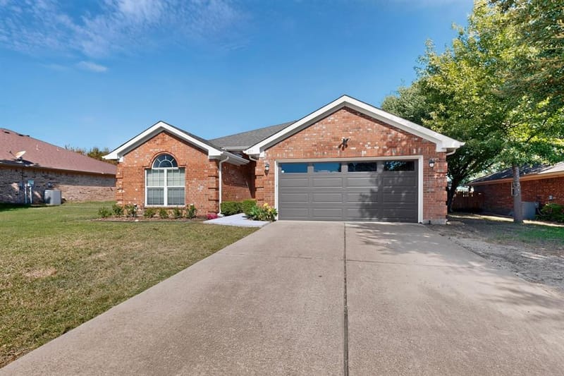 317 Sagebrush Lane, Waxahachie TX 75165 - Photo 3