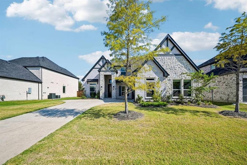2614 Shadybrook Drive, Celina TX 75009 - Photo 2