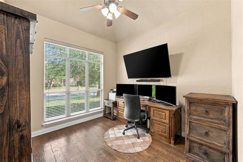321 Canterbury Road, Waco TX 76712 - Photo 10