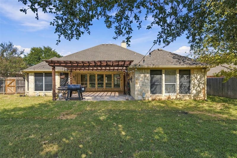 321 Canterbury Road, Waco TX 76712 - Photo 35