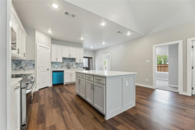 1242 Seminole Drive, Dallas TX 75217 - Photo 11