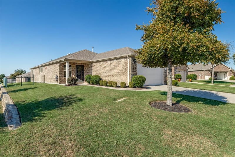 1898 Beachside Drive, Frisco TX 75036 - Photo 3