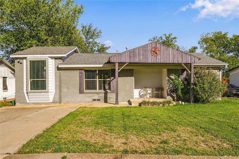 1812 Spring Lake Drive, Mesquite TX 75149 - Photo 2