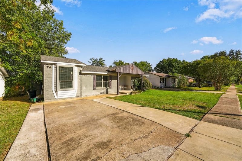 1812 Spring Lake Drive, Mesquite TX 75149 - Photo 6