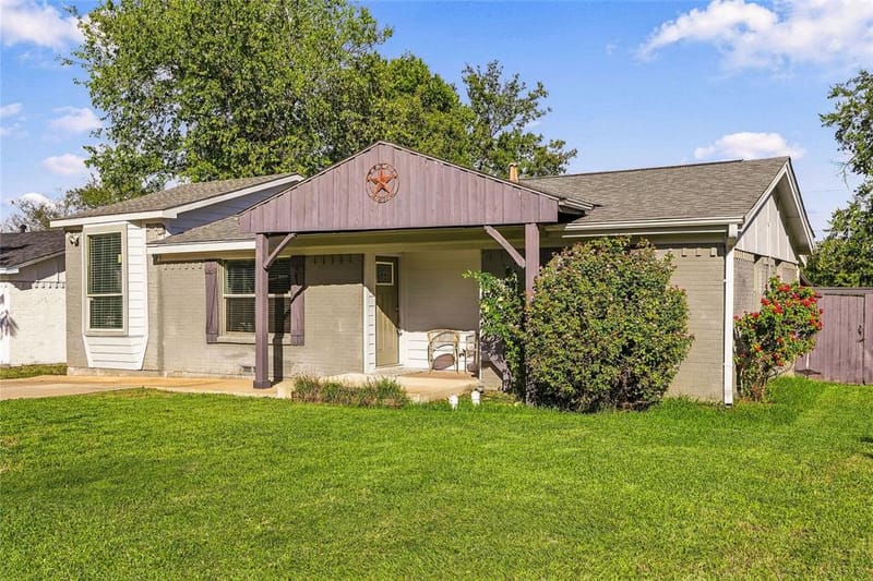 1812 Spring Lake Drive, Mesquite TX 75149 - Photo 5
