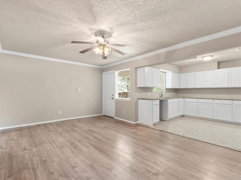3601 Chimney Rock Drive, Forest Hill TX 76140 - Photo 12