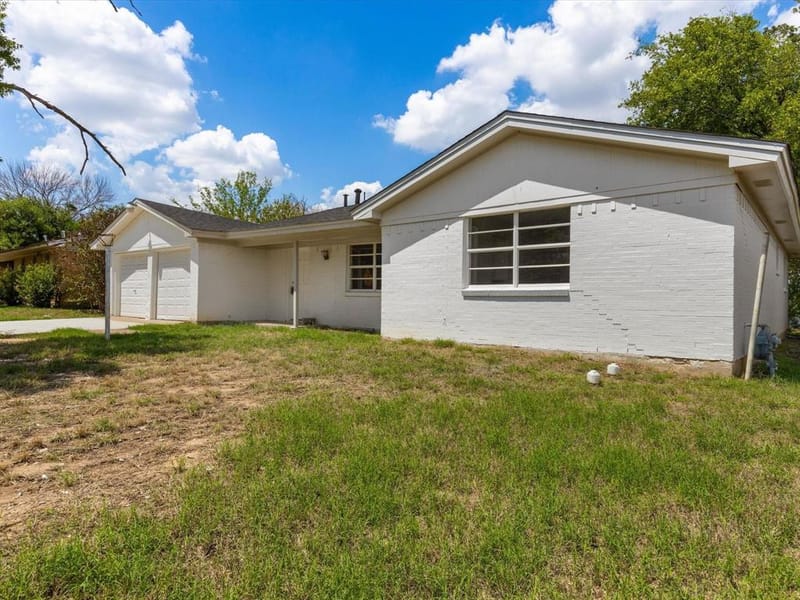 3601 Chimney Rock Drive, Forest Hill TX 76140