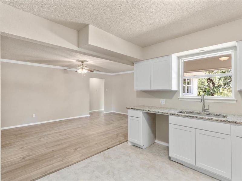 3601 Chimney Rock Drive, Forest Hill TX 76140 - Photo 15