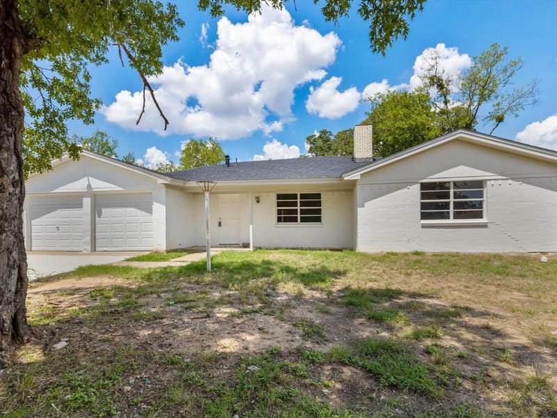 3601 Chimney Rock Drive, Forest Hill TX 76140 - Photo 4