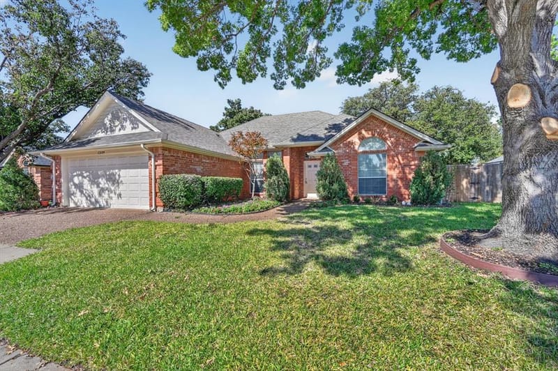 1309 Danielle Drive, Bedford TX 76021 - Photo 34
