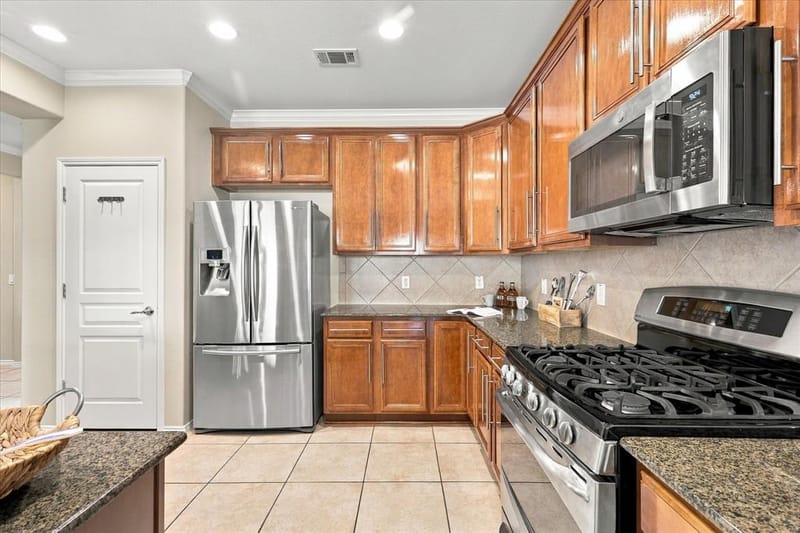 6009 Prairie Bend Lane, Frisco TX 75036 - Photo 8