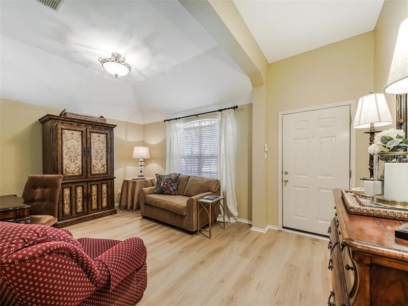 9021 Azinger Drive, Plano TX 75025 - Photo 7