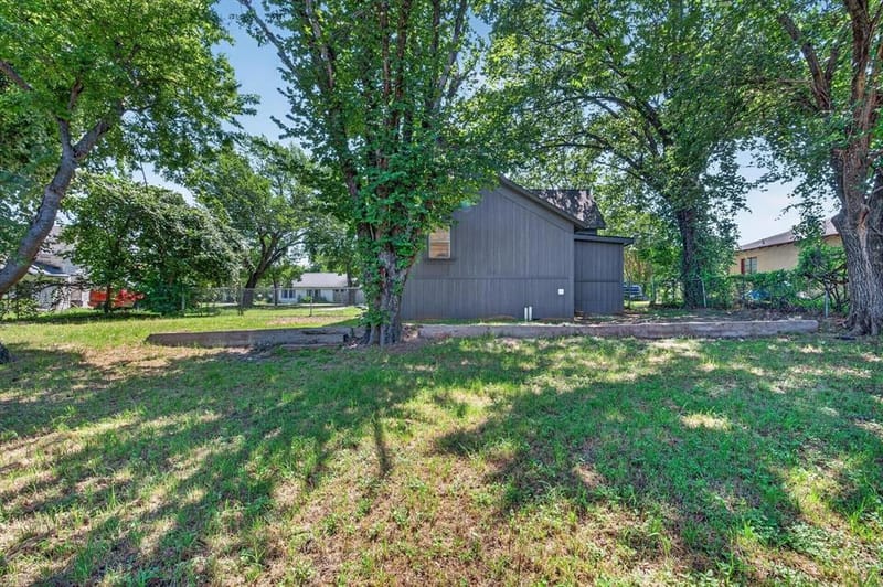 202 S Main Street, Joshua TX 76058 - Photo 19
