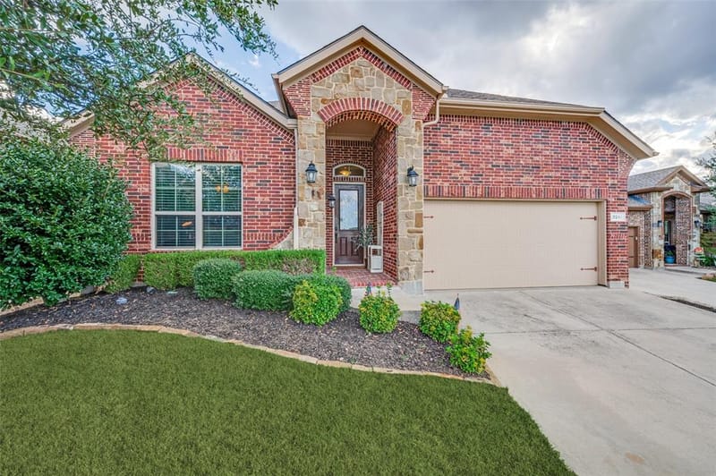 2916 Frontier Drive, Denton TX 76210