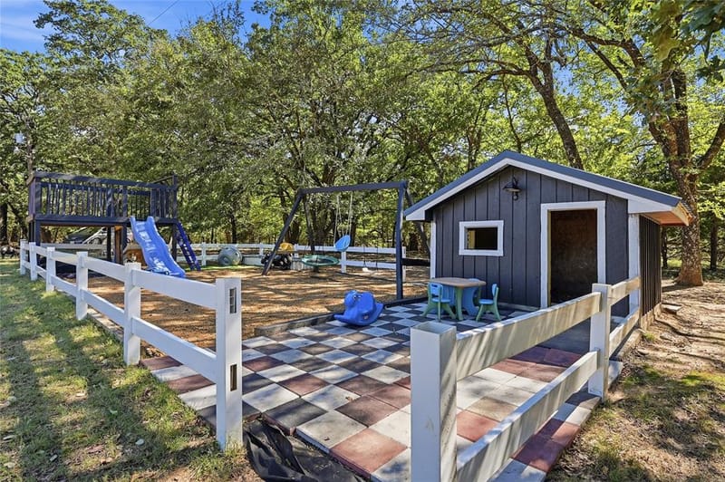278 Spout Springs Road, Pottsboro TX 75076 - Photo 9