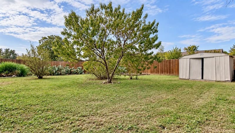 7804 Evening Star Drive, Fort Worth TX 76133 - Photo 16
