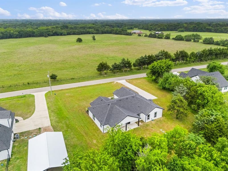 646 County Road 4109, Greenville TX 75401 - Photo 31