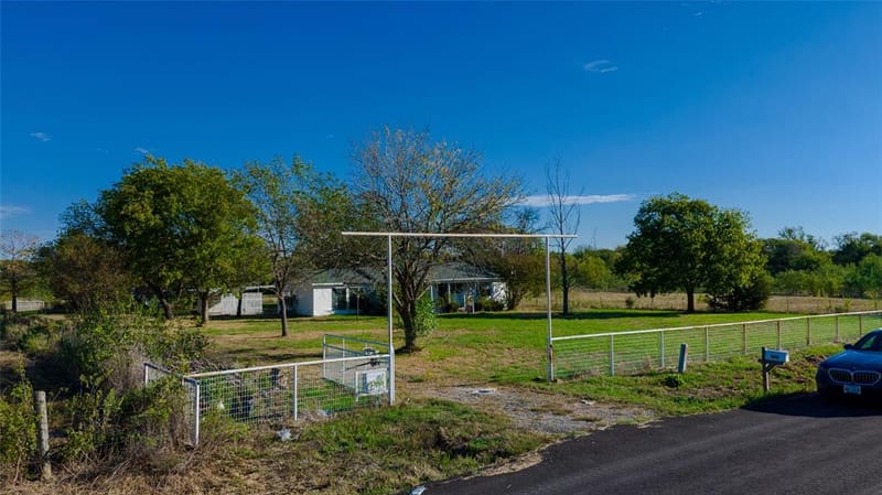 212 Old Wagon Road, Royse City TX 75189 - Photo 6