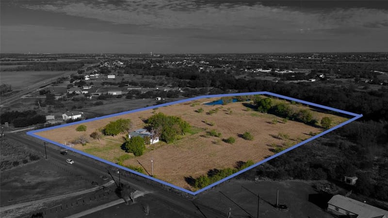 212 Old Wagon Road, Royse City TX 75189