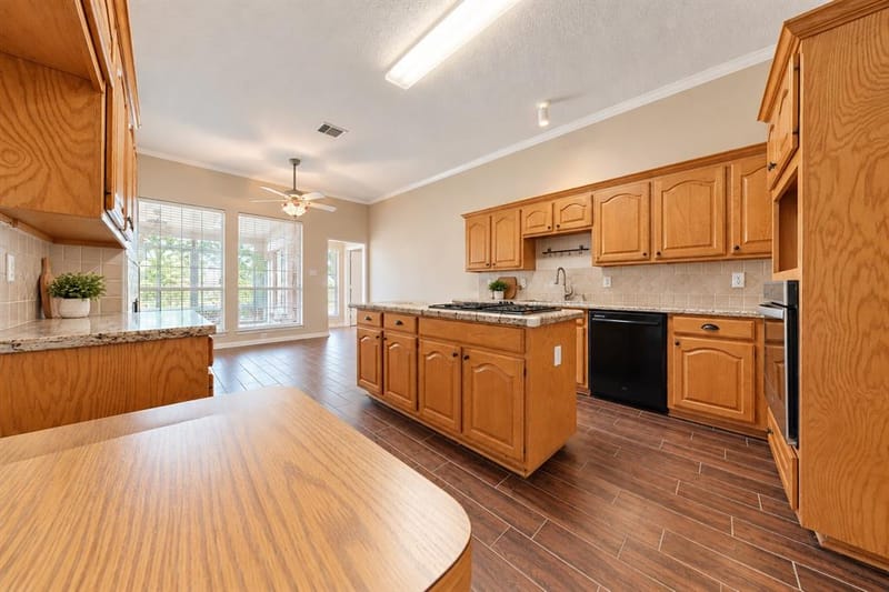 1249 Cross Creek Drive, Kennedale TX 76060 - Photo 5