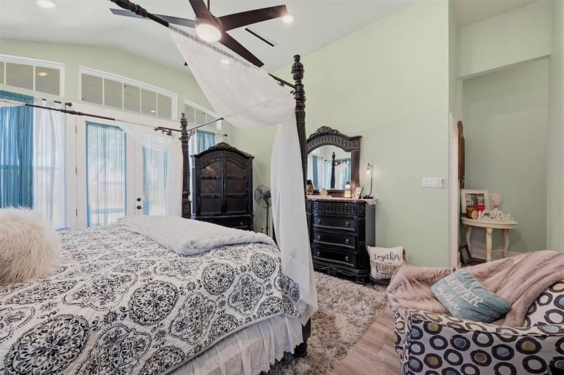 109 Bowie Drive, Lake Kiowa TX 76240 - Photo 26