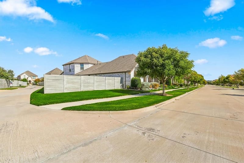 924 Plaza Lane, Argyle TX 76226 - Photo 37