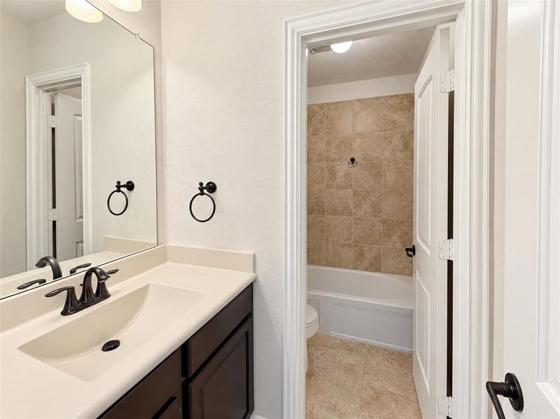 6715 Winding Valley Trail, Rowlett TX 75089 - Photo 22