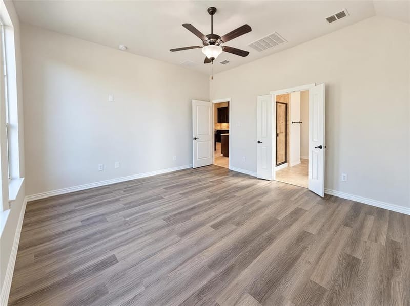 6715 Winding Valley Trail, Rowlett TX 75089 - Photo 4