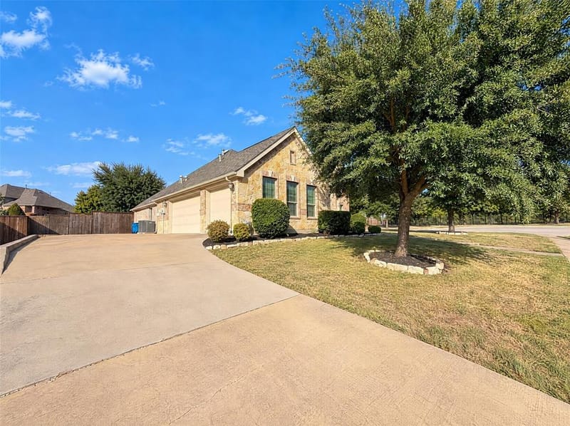 6715 Winding Valley Trail, Rowlett TX 75089 - Photo 25