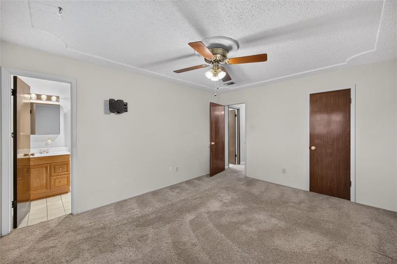 5715 Shady Hill Lane, Arlington TX 76016 - Photo 7